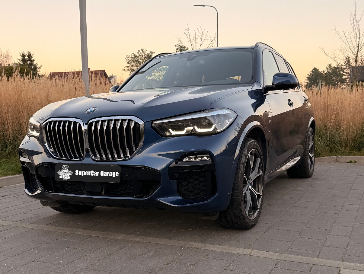 Wynajem BMW X5 45e